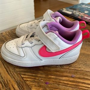 Toddler size 10c Nike high tops. Great shape!